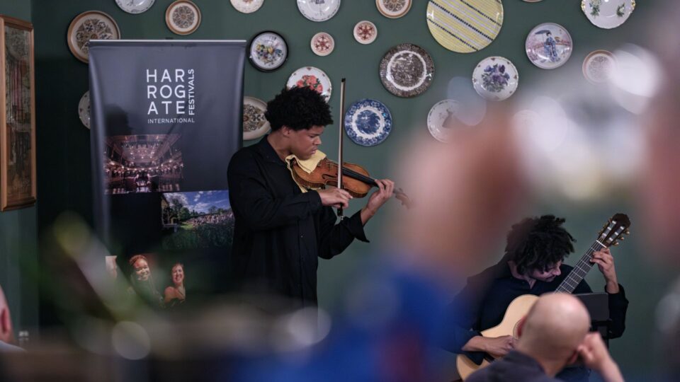 Braimah Kanneh Mason and Plinio Fernandes perform a pop-up gig at Lilypad.