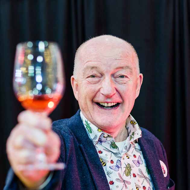 Oz Clarke comes to Spiegeltent for Gin and Phonic