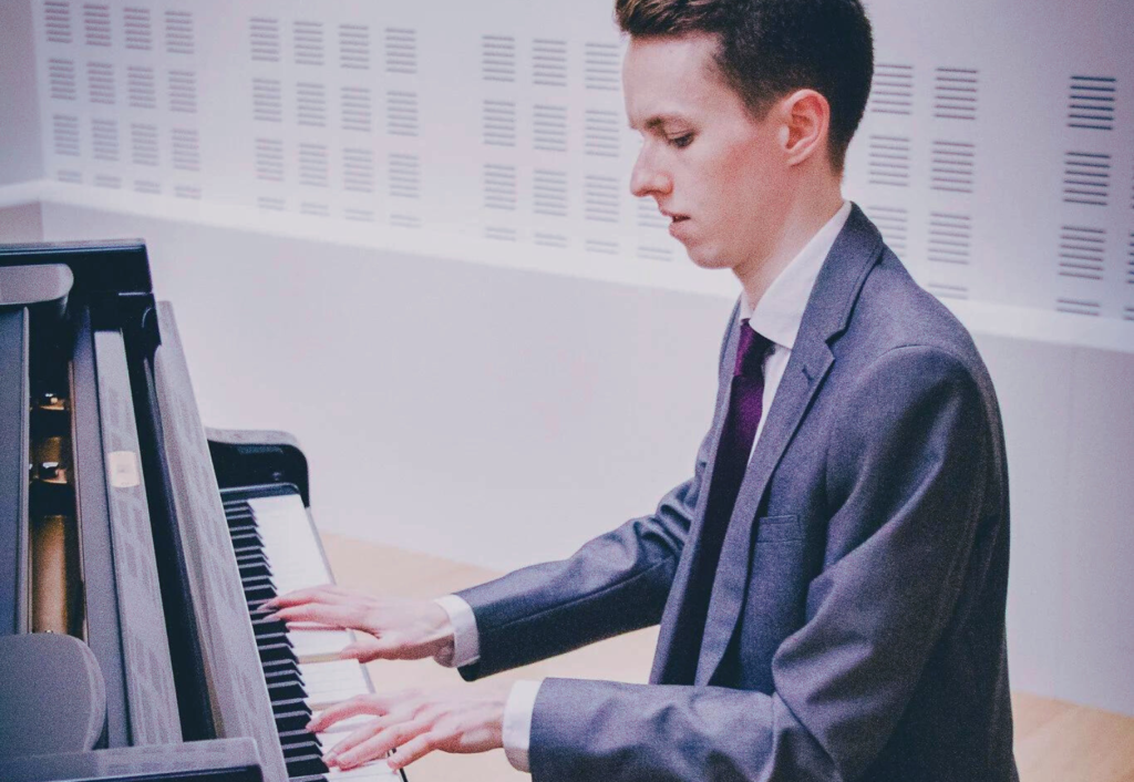 Iwan Owen will perform at Harrogate Music Festival's Young Musician Series